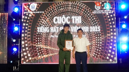 Gắn kết hoạt động phong trào với giáo dục toàn diện cho sinh viên khoa Điện